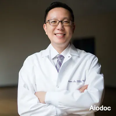 DR. LEON SU